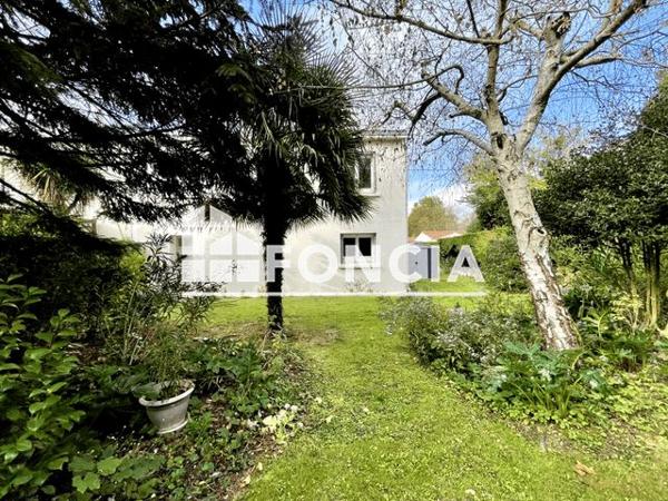 À vendre Maison 4 pièces 90 m² - Vergeroux 17300