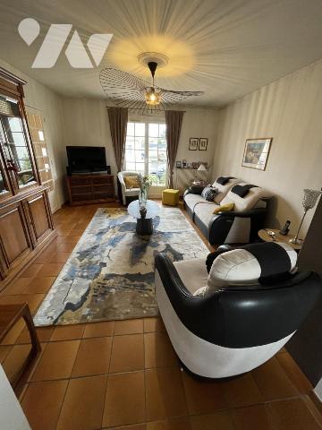 PAVILLON indépendant sur sous-sol.