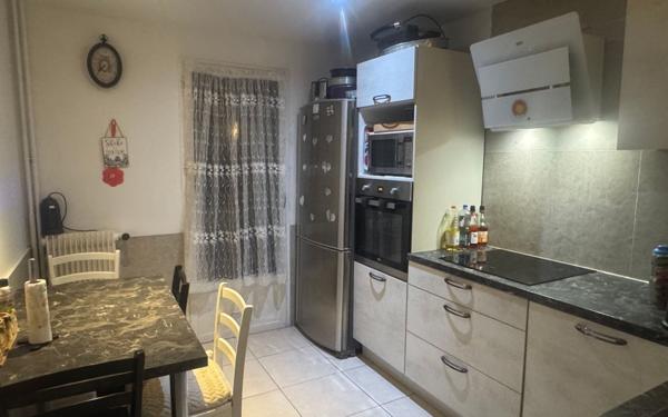 Appartement à vendre    4 pièces • 73 m2 Toulon