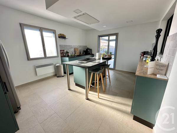 Maison à vendre  6 pièces - 145 m2 ST CYR SUR MER - 83