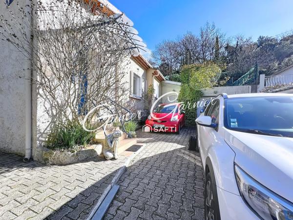 Maison de plain-pied – Environ 90 m² | 2 chambres | Jardin | Garage