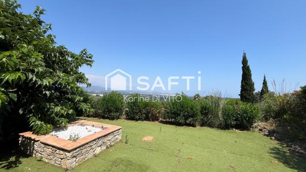 Vue splendide sur les golfs et la mer - 5 pièces 112 m2