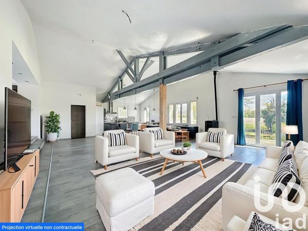 Maison traditionnelle 9 pièces de 208 m² à Saint-Sever (40500)