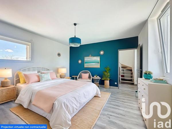 Maison traditionnelle 9 pièces de 208 m² à Saint-Sever (40500)