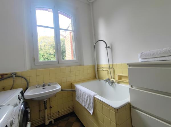94120 - MAISON MEULIERE 173 M2 - 5 CHAMBRES - BEAU JARDIN DE 241 M2