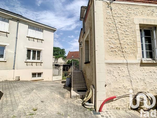 Maison 5 pièces de 135 m² à Limeray (37530)