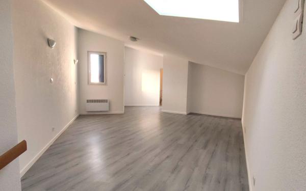 Appartement à vendre    4 pièces • 110 m2 Narbonne