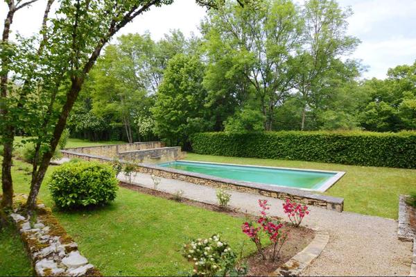 Sarlat / Souillac – Superbe château dominant la rivière Dordogne., SARLAT LA CANEDA