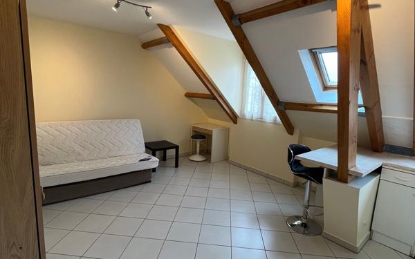 Appartement à louer    1 pièce • 18,08 m2 Champs-sur-Marne