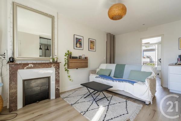 Appartement F2 à vendre  2 pièces - 40,15 m 2   PARIS  - 75012