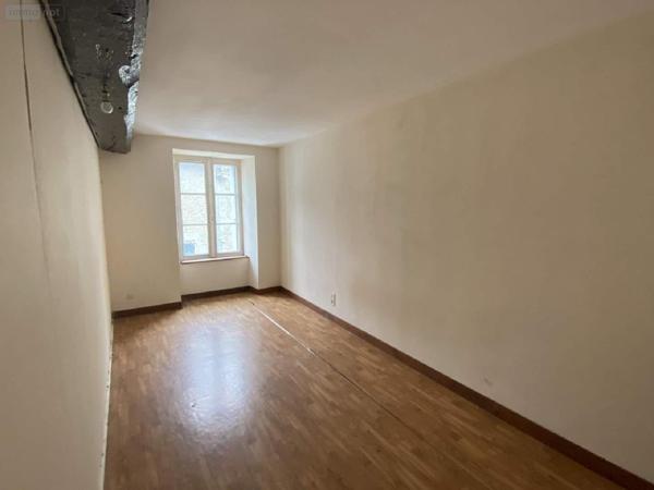 Maison à vendre à Saint-Georges-de-Reintembault en Ille-et-Vilaine (35420), ref : 135/1105