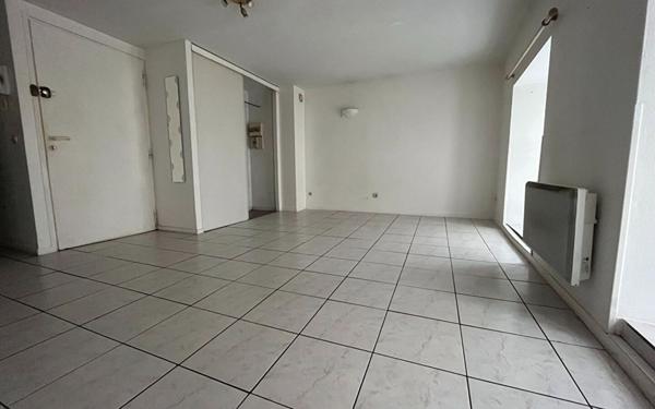 Appartement à louer    1 pièce • 24,73 m2 La Rochelle