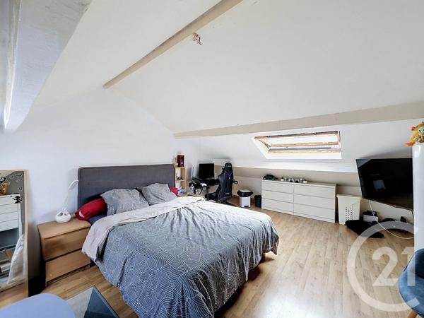 Maison à vendre  5 pièces - 93 m 2   MOISSY CRAMAYEL  - 77