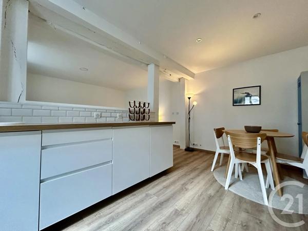 Appartement Studio à vendre  1 pièce - 29,44 m 2   FONTAINEBLEAU  - 77