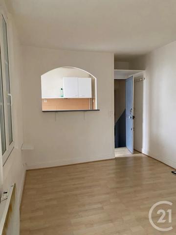 Appartement Studio à vendre  1 pièce - 29,44 m 2   FONTAINEBLEAU  - 77