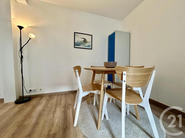 Appartement Studio à vendre  1 pièce - 29,44 m 2   FONTAINEBLEAU  - 77