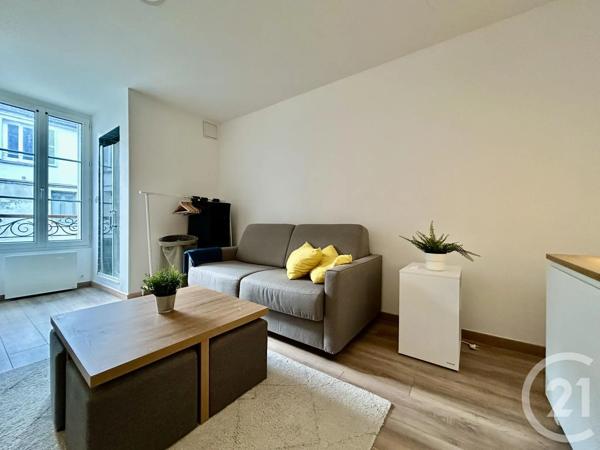 Appartement Studio à vendre  1 pièce - 29,44 m 2   FONTAINEBLEAU  - 77