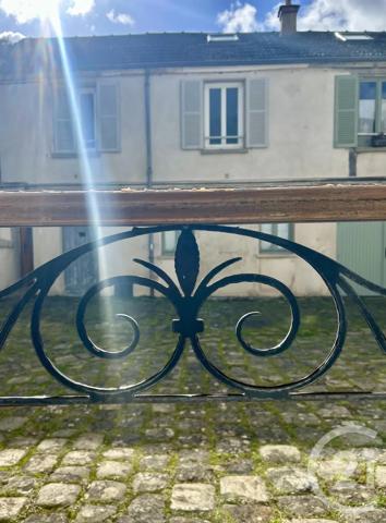 Appartement Studio à vendre  1 pièce - 29,44 m 2   FONTAINEBLEAU  - 77