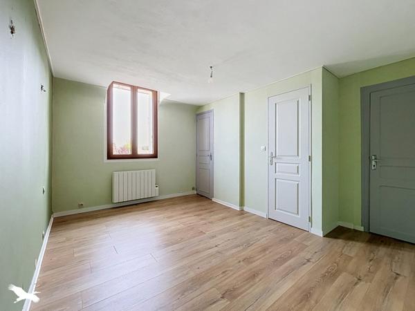 Maison 225 780 € Montlouis-sur-Loire 4 p 95 m² DPE D