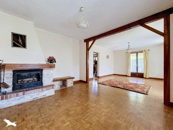 Maison 225 780 € Montlouis-sur-Loire 4 p 95 m² DPE D