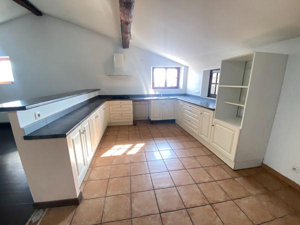 Appartement Castelnaudary 4 pièce(s) 173.08 m2