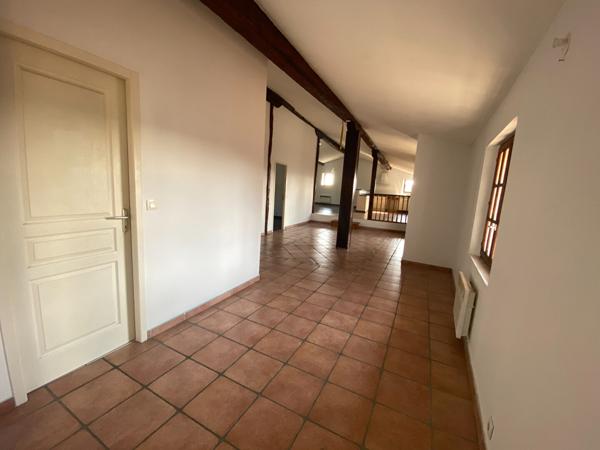 Appartement Castelnaudary 4 pièce(s) 173.08 m2