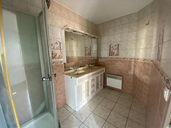 Appartement Castelnaudary 4 pièce(s) 173.08 m2