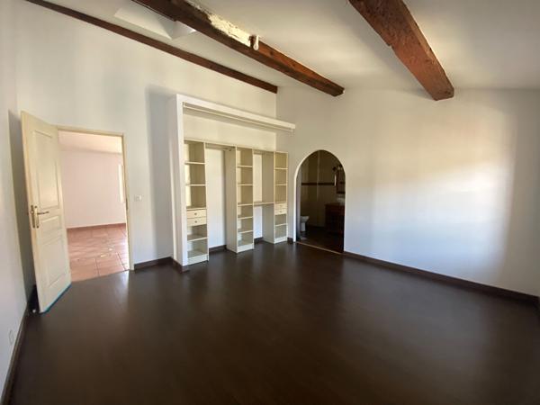 Appartement Castelnaudary 4 pièce(s) 173.08 m2