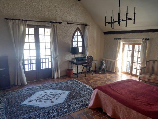 Villiers-sur-Tholon (89110) Très belle propriété à vendre à proximité d'Auxerre