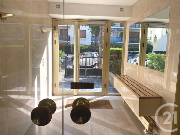 Appartement Chambre à vendre  1 pièce - 10 m 2   NEUILLY SUR SEINE  - 92
