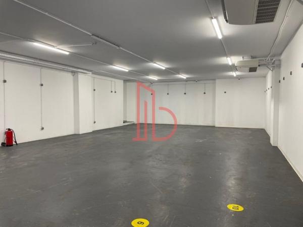 Bureau de 410 m² à louer à Bordeaux Chartrons