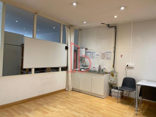 Bureau de 410 m² à louer à Bordeaux Chartrons
