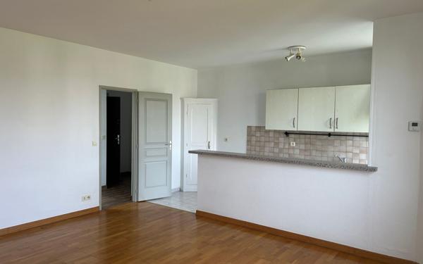 Appartement à louer    5 pièces •  Mont-de-Marsan