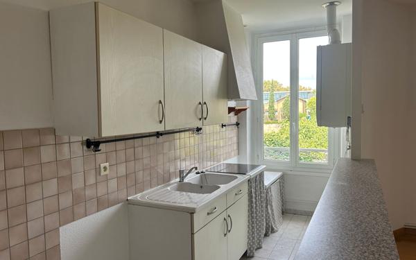 Appartement à louer    5 pièces •  Mont-de-Marsan