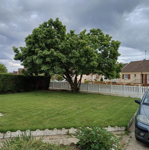 Maison plain-pied centre bourg Changé