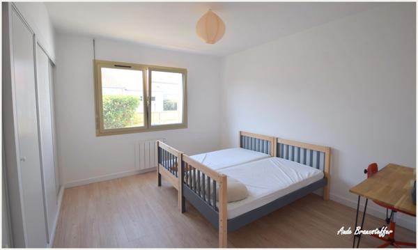 Maison à louer 6 pièces LA ROCHELLE (17), 4 chambres en centre ville