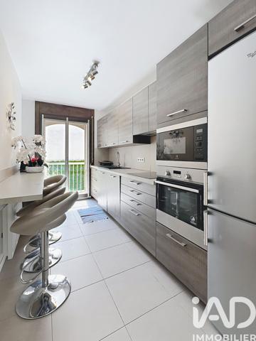 Appartement à vendre 4 pièces 91,04 m² Neuilly-sur-Seine