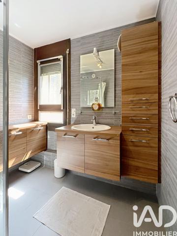 Appartement à vendre 4 pièces 91,04 m² Neuilly-sur-Seine