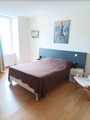 29520 Châteauneuf du Faou Viager occupé 1 tête homme 77 ans aucun travaux à prévoir