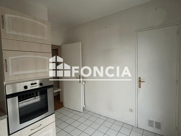 Location Appartement 4 pièces 82.85 m² - 36 BIS RUE ST MARC Orleans 45000