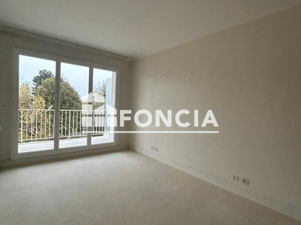 Location Appartement 4 pièces 82.85 m² - 36 BIS RUE ST MARC Orleans 45000