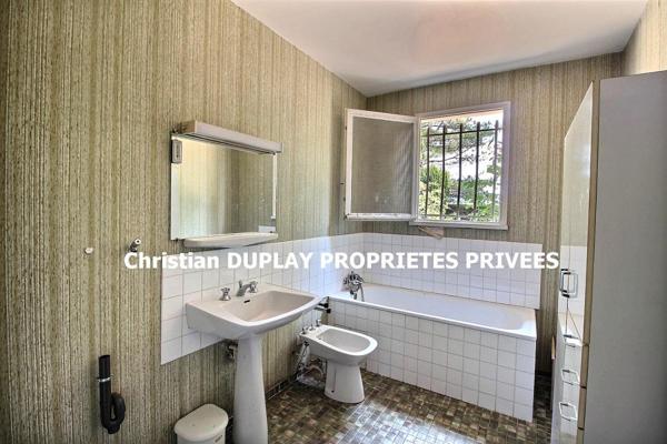 EXCLUSIVITE Jonzieux 42660 villa plain-pied construite en 1972 exposée EST/Ouest 118m² habitables 4 chambres 2 garages sur 3277m² de terrain