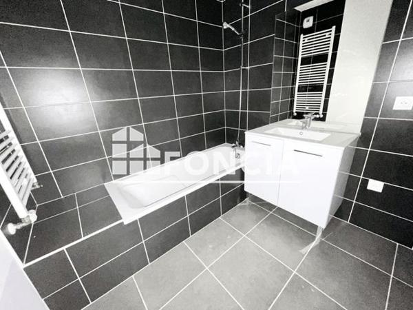 Location Appartement 2 pièces 48.6 m² - LIEU-DIT LA FIN Ferney - Voltaire 01210