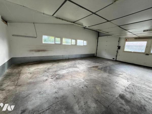 BATIMENT PROFESSIONNEL A BAUME LES DAMES