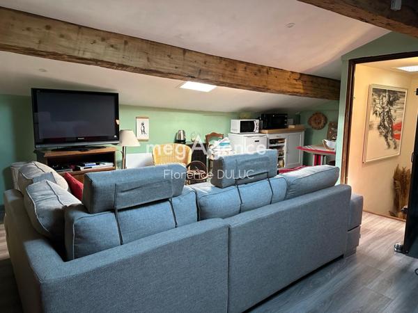 Maison à SAINT-JEAN-D'ANGELY, 17400 - 7 pièces 189m²