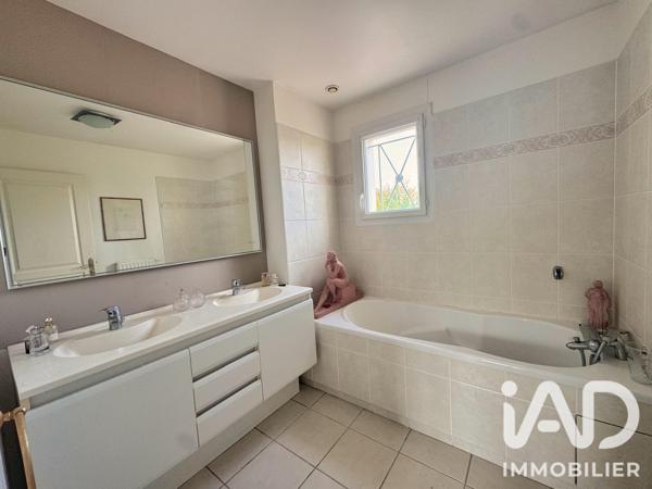 Maison à vendre 5 pièces 169 m² Magny-le-Hongre