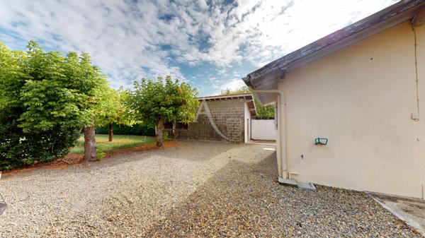 Villeneuve-de-Marsan ? Maison familiale rénovée avec jardin arboré