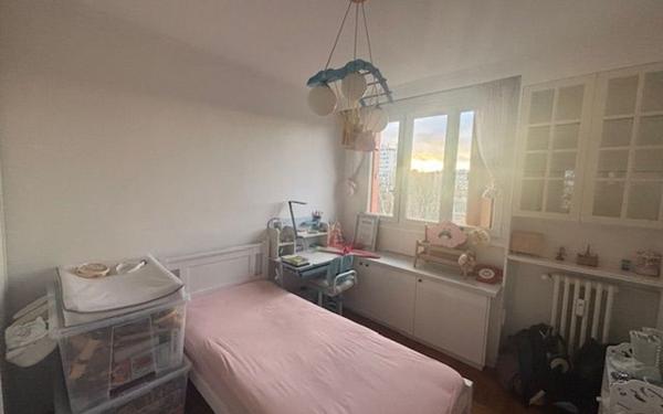 Appartement à louer    4 pièces • 68,28 m2 Châtillon