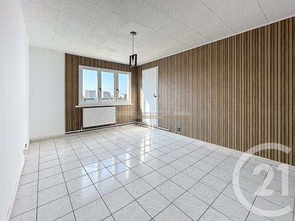 Appartement F4 à vendre  4 pièces - 77,19 m2 ST PRIEST - 69