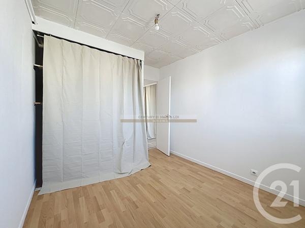 Appartement F4 à vendre  4 pièces - 77,19 m2 ST PRIEST - 69